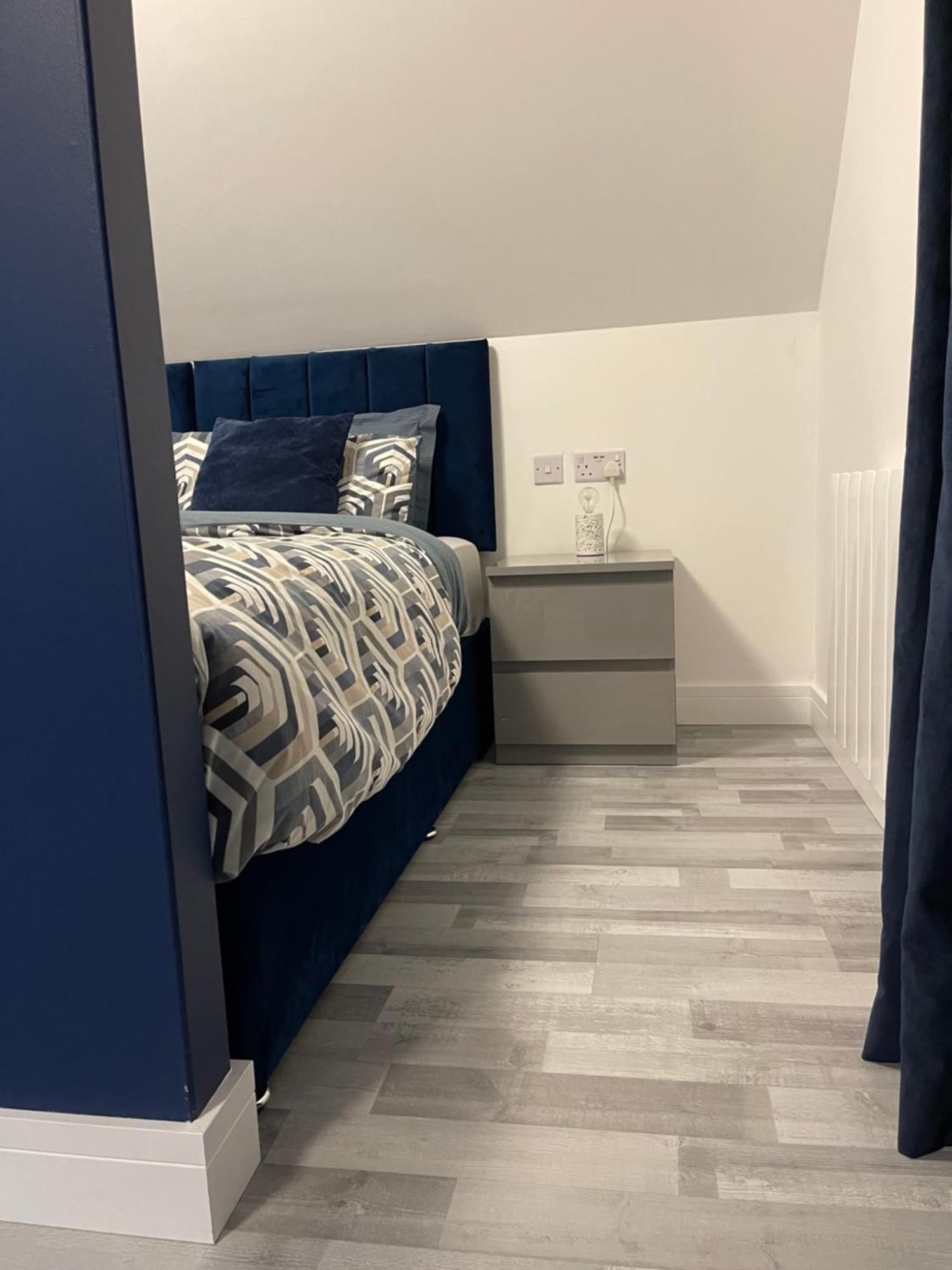 Lochside Loft - Self Catering Apartment For 2 In A Great Location For Inverness Airport And Both Cabot Highlands & Nairn Golf Courses Екстер'єр фото