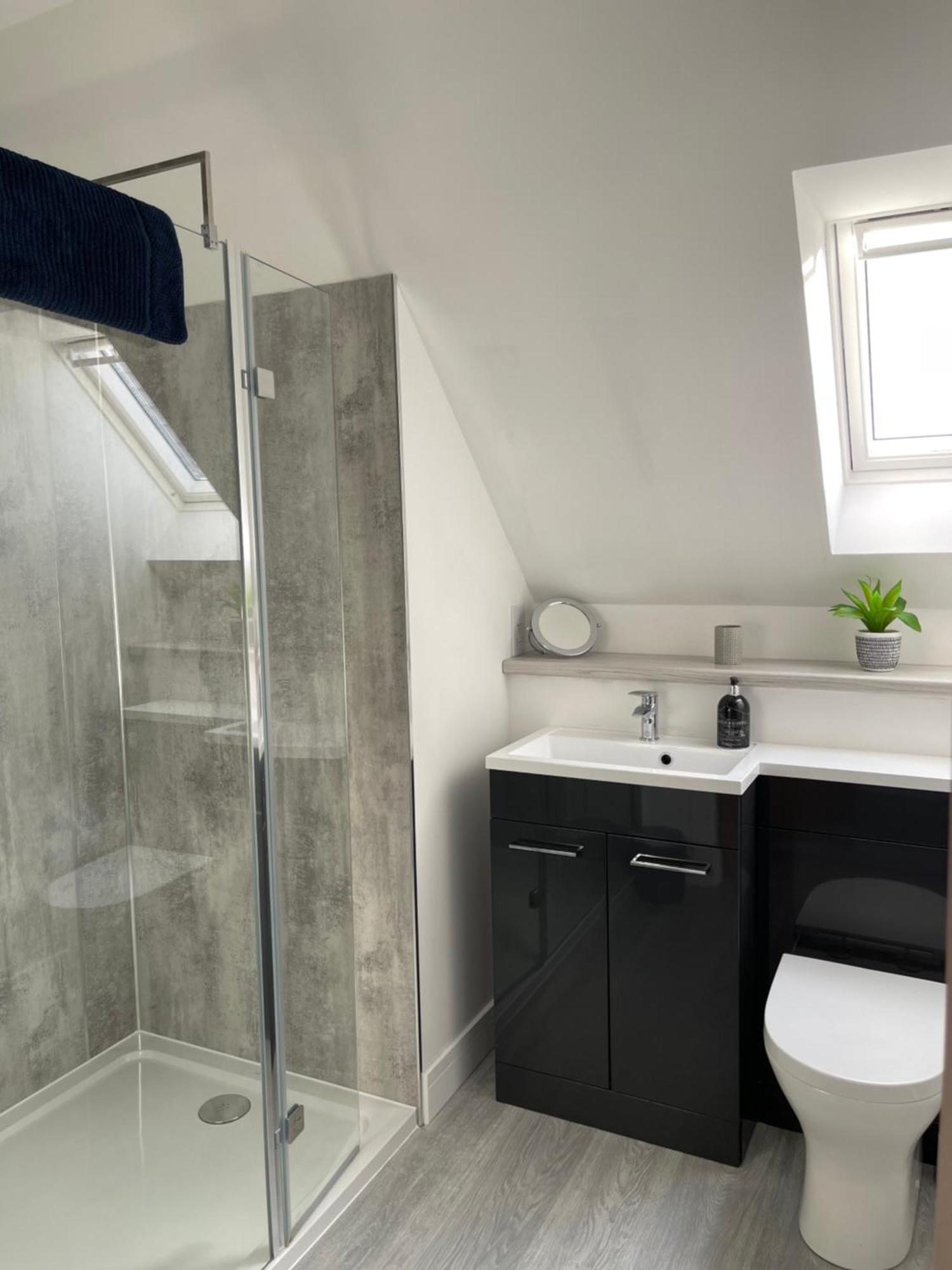Lochside Loft - Self Catering Apartment For 2 In A Great Location For Inverness Airport And Both Cabot Highlands & Nairn Golf Courses Екстер'єр фото