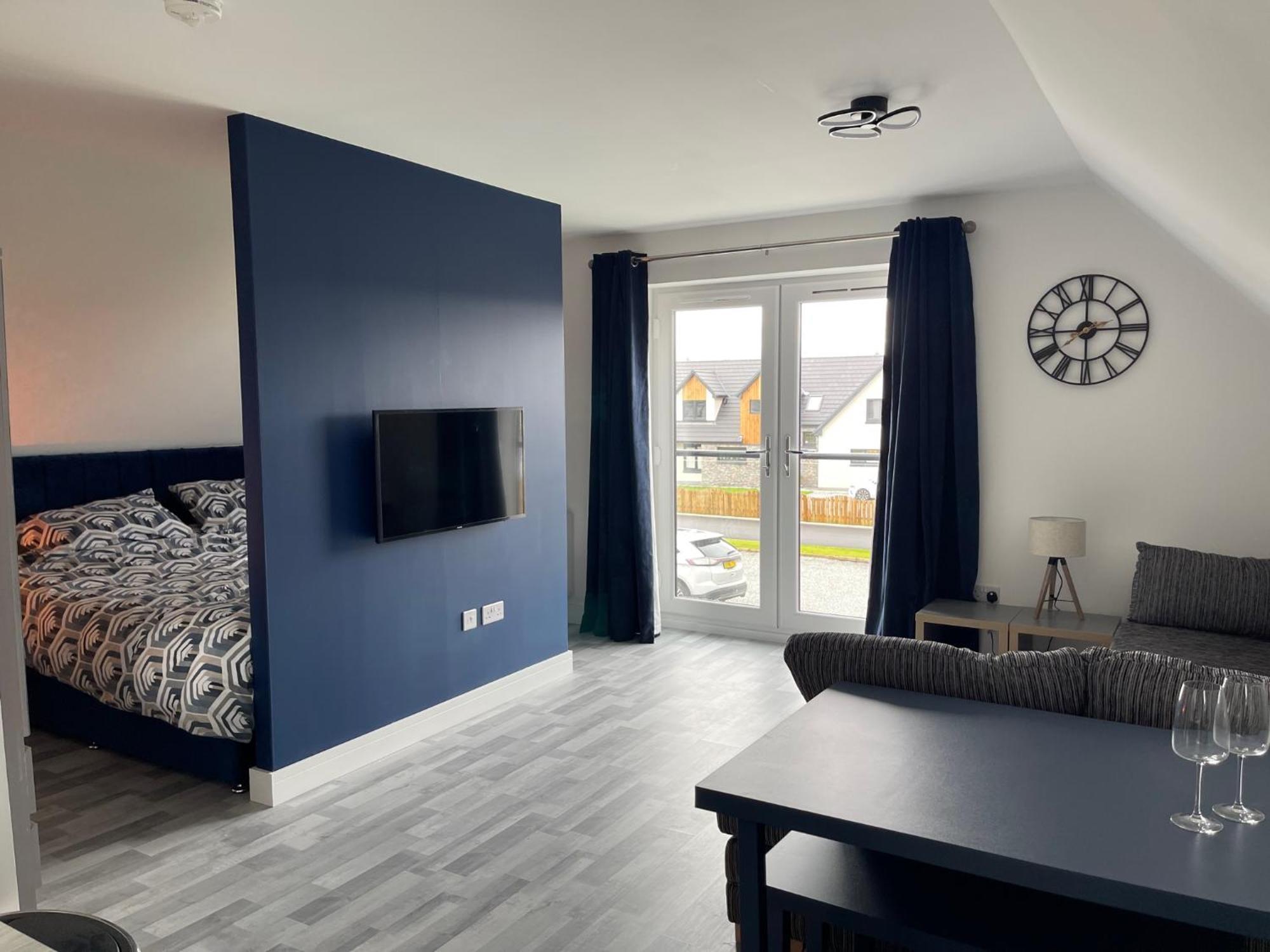 Lochside Loft - Self Catering Apartment For 2 In A Great Location For Inverness Airport And Both Cabot Highlands & Nairn Golf Courses Екстер'єр фото